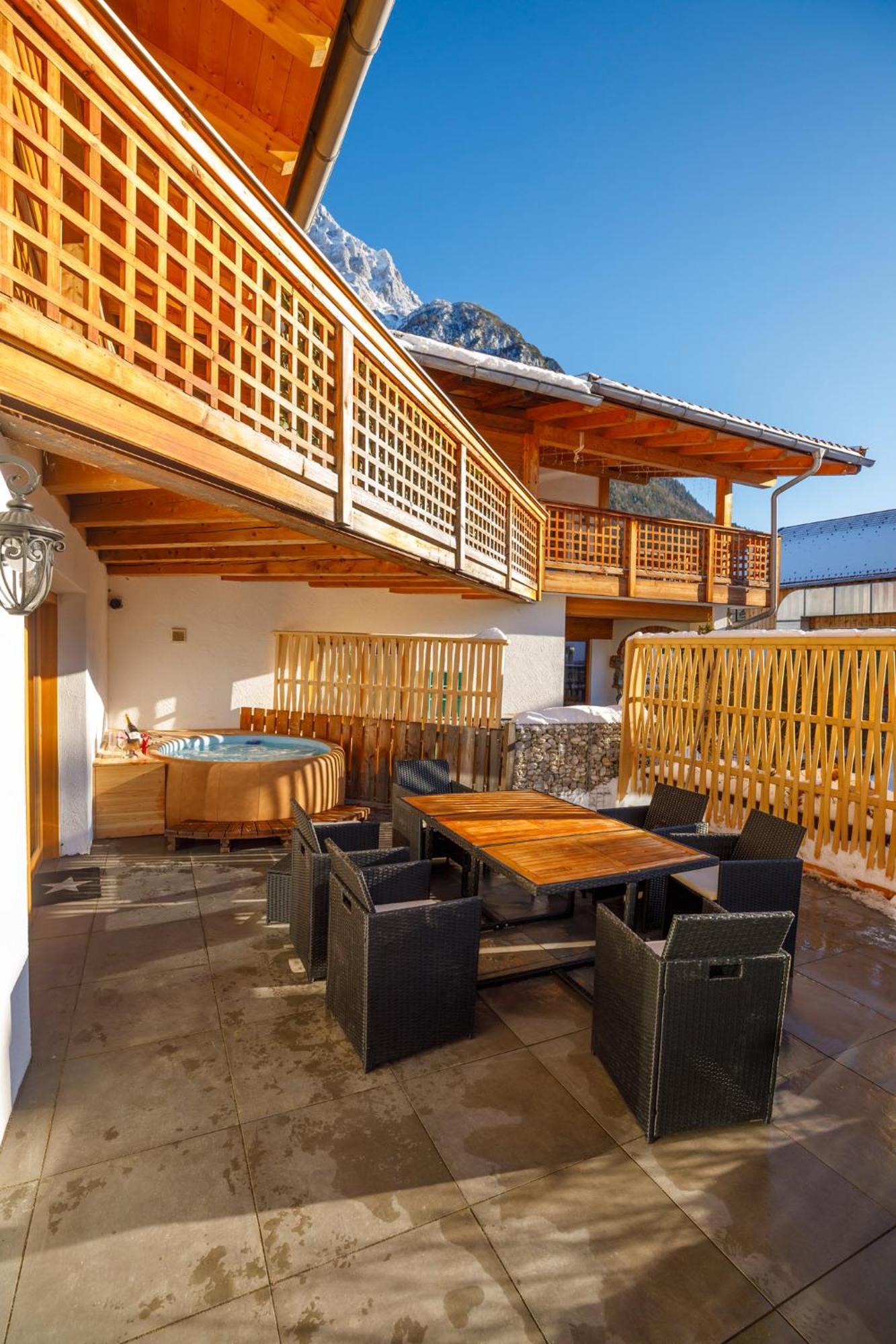 Alpenloft 1 Villa Mittenwald Exterior photo